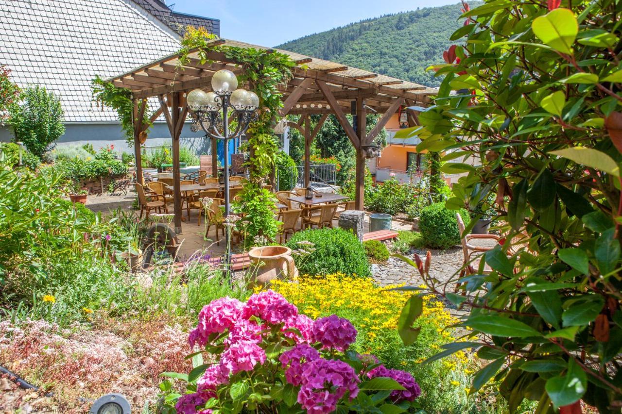 Weinhotel Hubertus Garni Klotten Εξωτερικό φωτογραφία